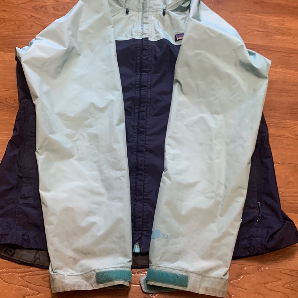 Patagonia H2no Hooded Rain Jacket - Picture 8 of 12